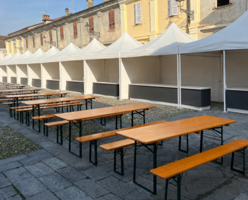 Panche e tavoli per sagre di Marazzi noleggio